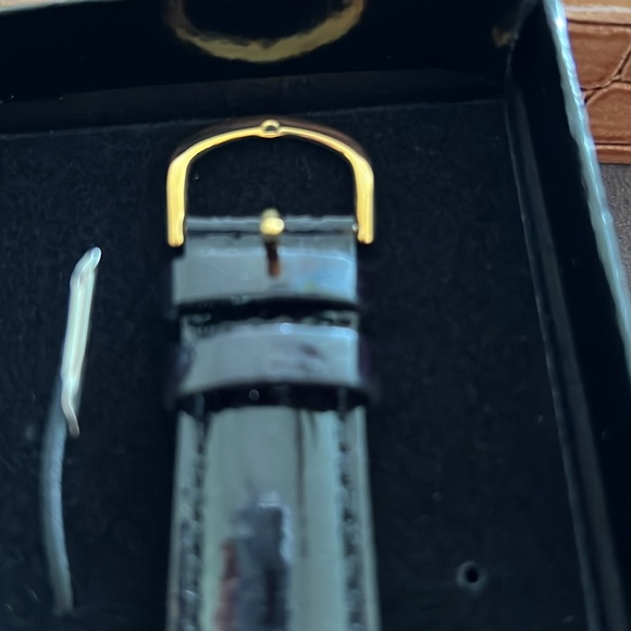 Joan Rivers watch - Picture 4 of 4